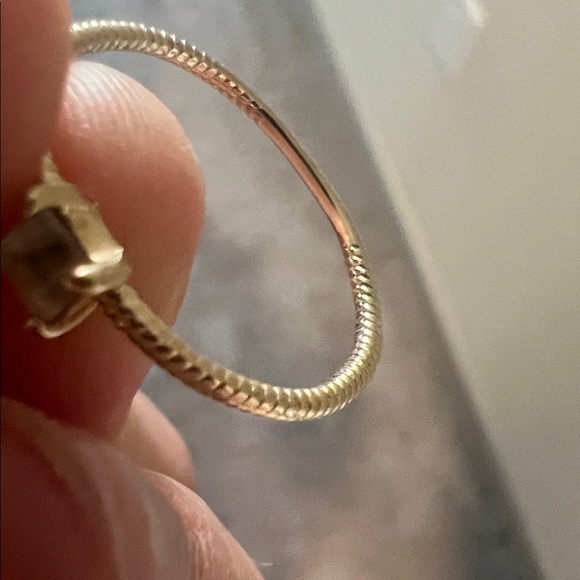 Mejuri Gold Star Ring- 18k gold and diamond - Picture 7 of 7